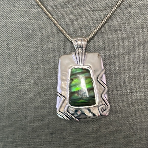 Vintage Ammolite Large Pendant - Picture 2 of 5
